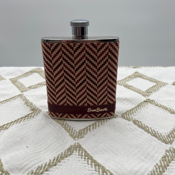 Bruno Biscotti Flask Made in England - Picture 1 of 5